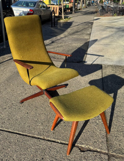 Vintage Lounge Chair