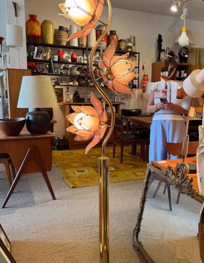 Vintage Pink Lotus Lamp